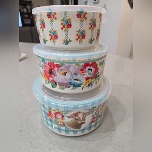 Pioneer Woman Sweet Romance Blossoms Stakable 6 Piece Bowl Set.